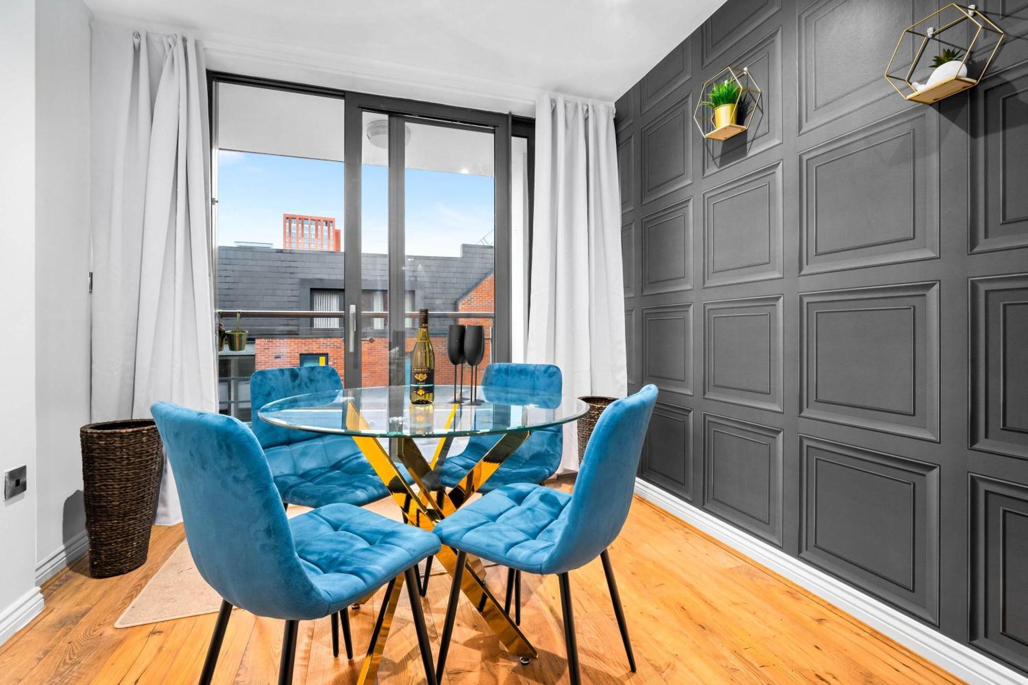 Luxury Two Bedroom Apartment - City Ceentre - Balcony - Jq - Netflix & Wifi - 11B Birmingham Buitenkant foto