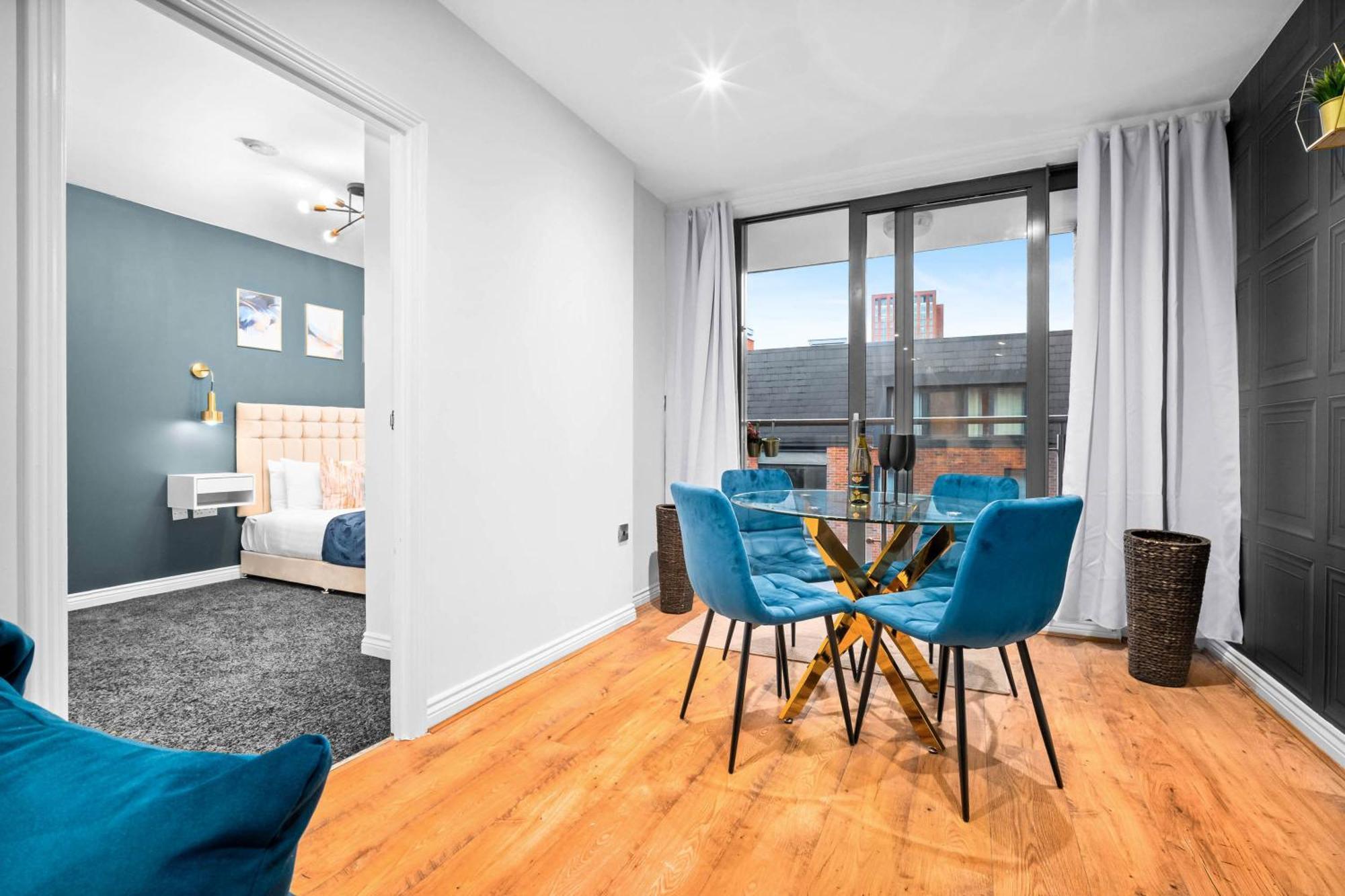 Luxury Two Bedroom Apartment - City Ceentre - Balcony - Jq - Netflix & Wifi - 11B Birmingham Buitenkant foto