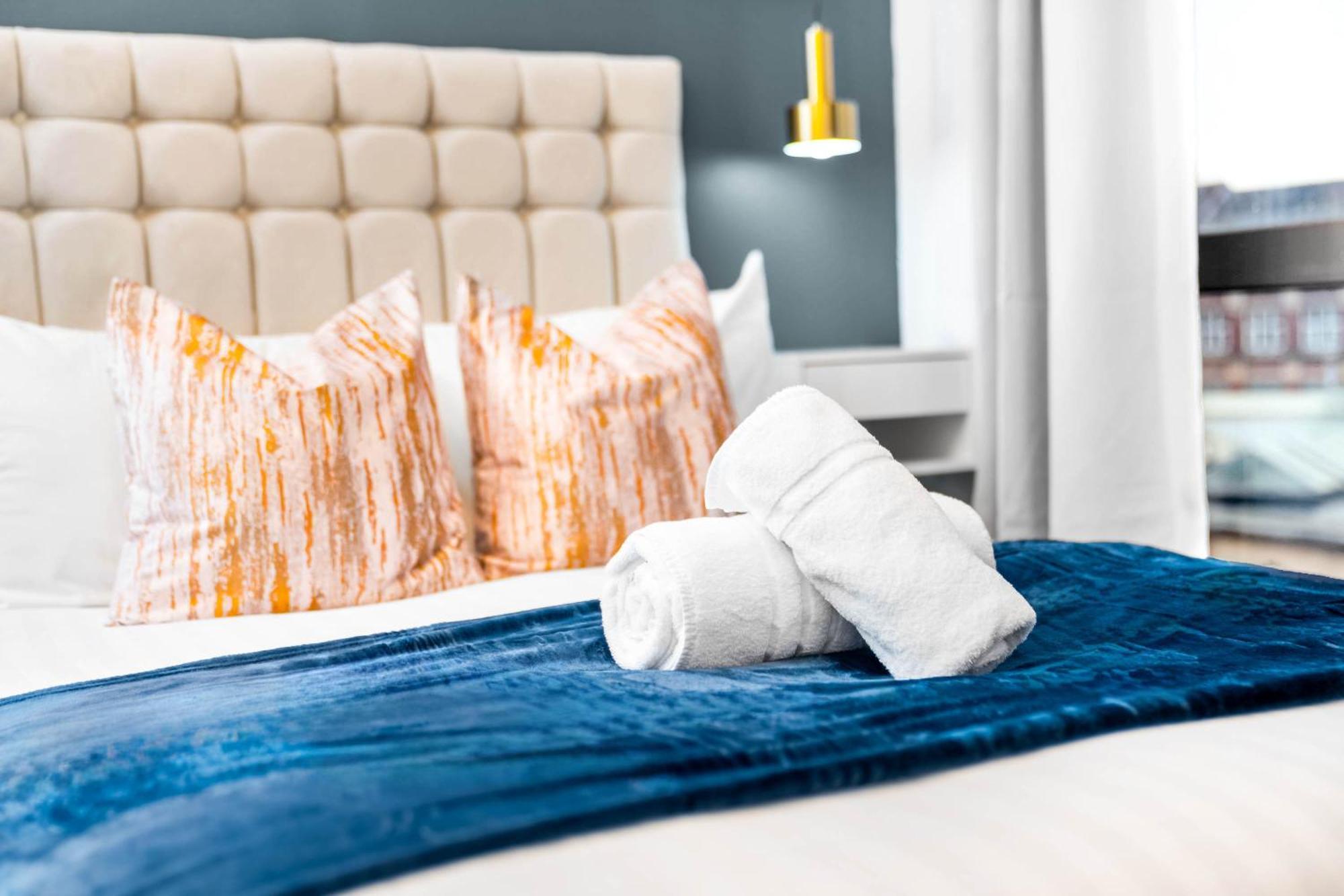 Luxury Two Bedroom Apartment - City Ceentre - Balcony - Jq - Netflix & Wifi - 11B Birmingham Buitenkant foto
